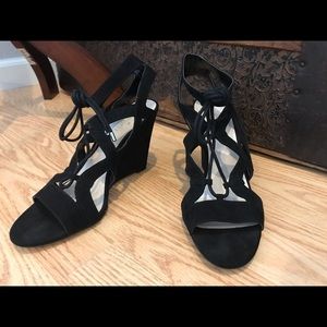 Nine West wedge lace up heel